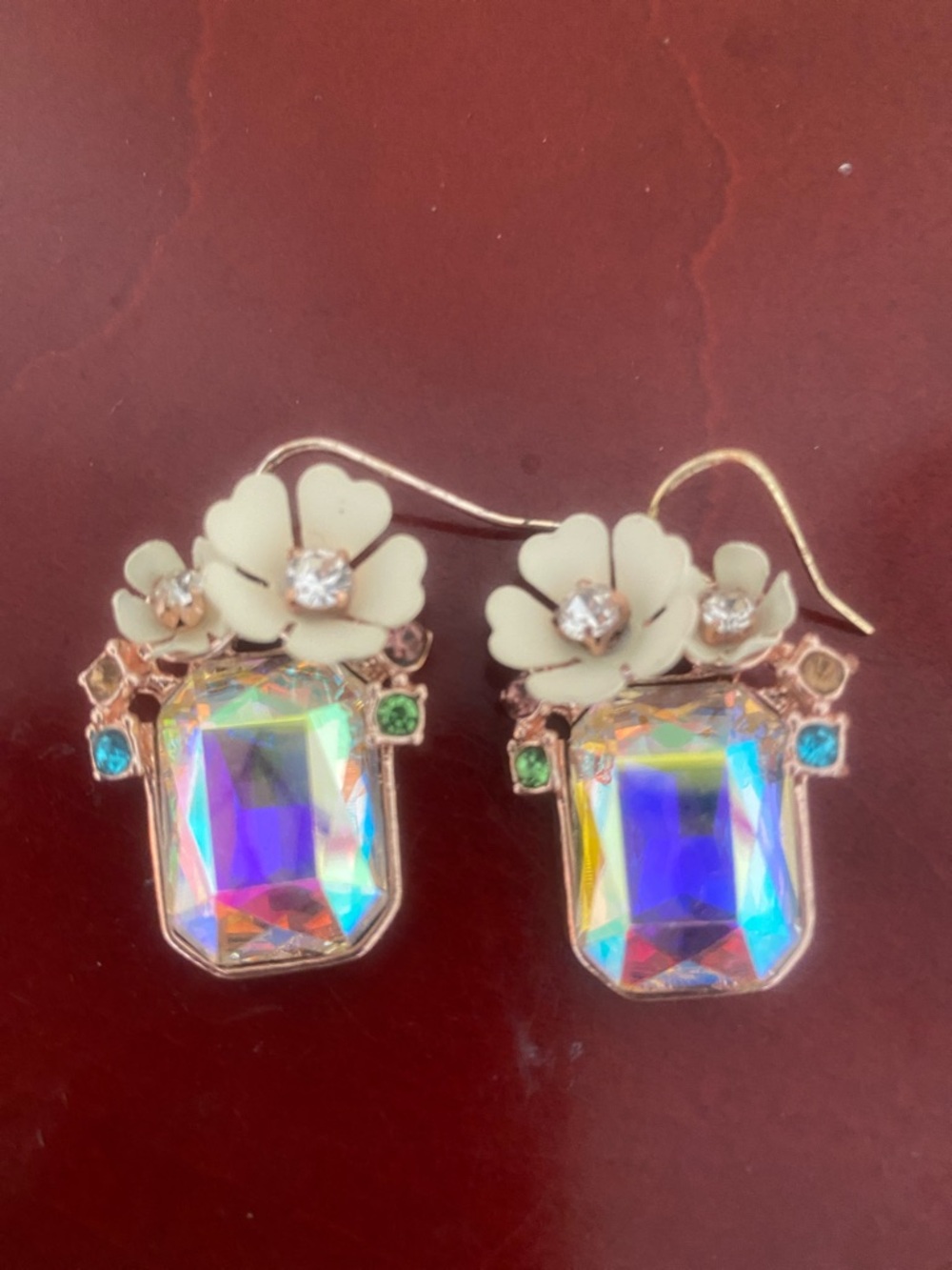 Iridescent Crystal Flower Drop Earrings - White Floral Accent

Betsy Johnson